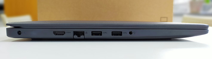 本体の左側面には、電源端子、HDMI、LANポート、USB 3.2×2、ヘッドフォン／マイクがあります。